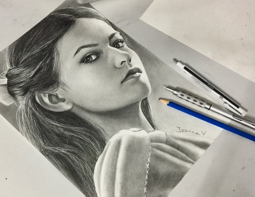 The Easiest Way to Draw Realistic Hair with Graphite - Ioanna Ladopoulou –  Art & Design