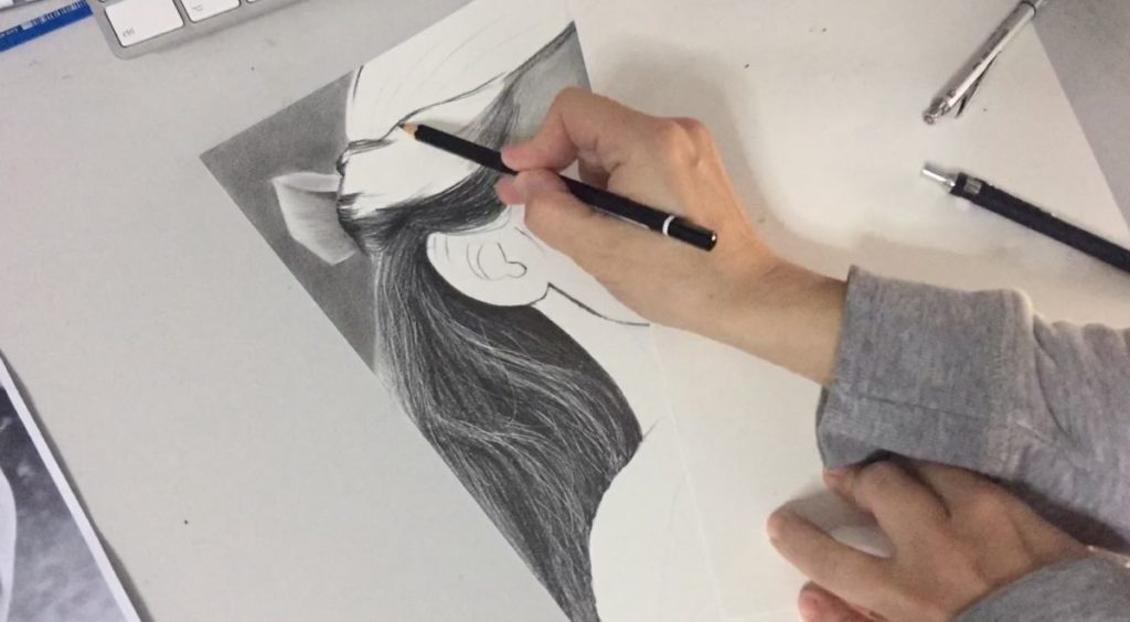 Drawing Realistic Hair - filling with graphite